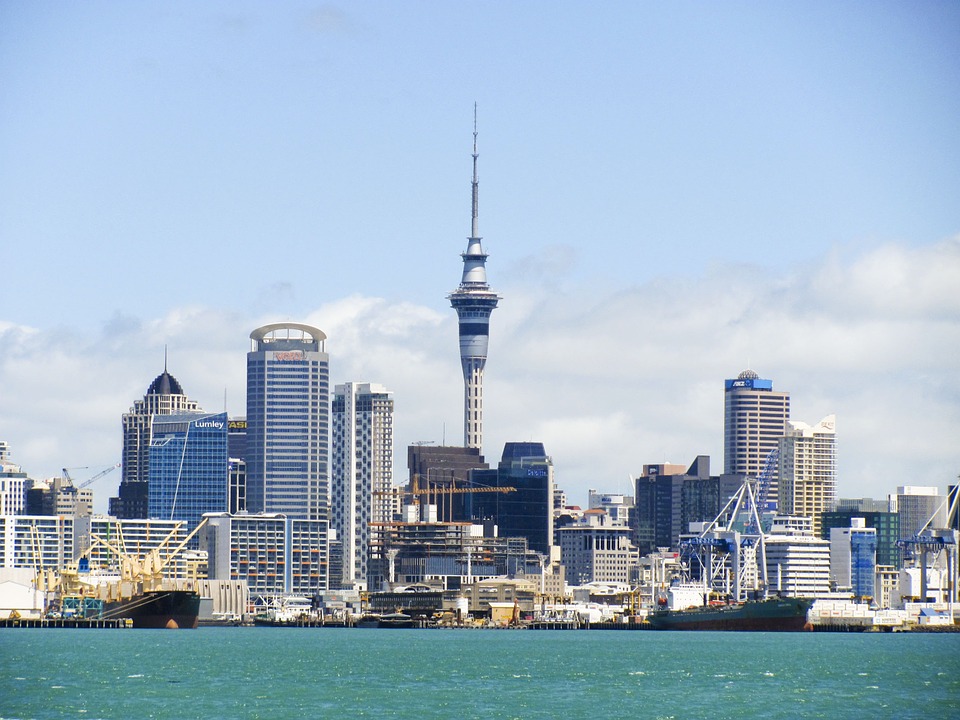 Photo: Auckland CBD (Wikimedia Commons)