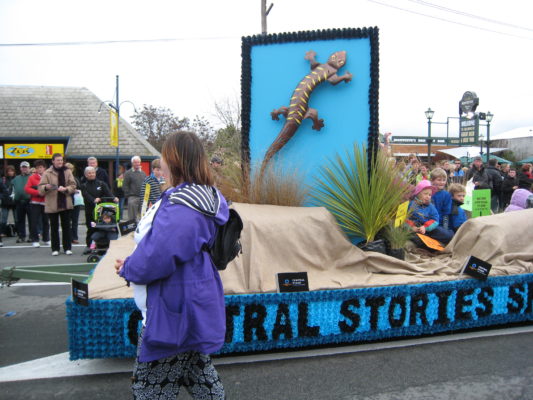 A skink-themed float in the Alexandra Blossom Festival.