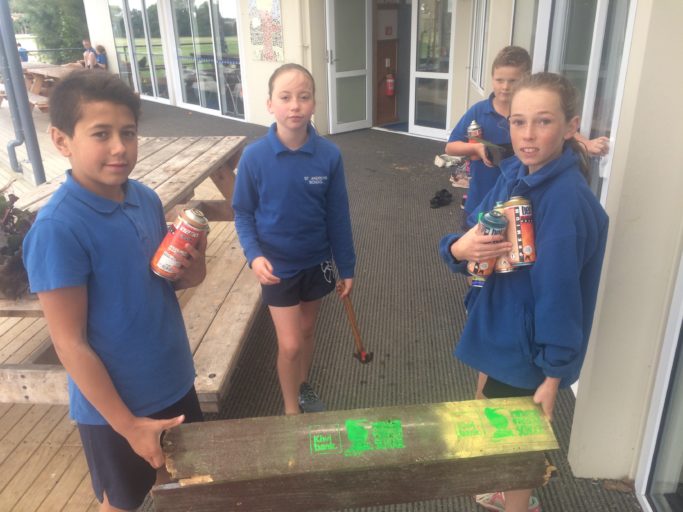 St Andrews Primary has recently become a Kiwibank Predator Free School and pupils have been making their own trap boxes.