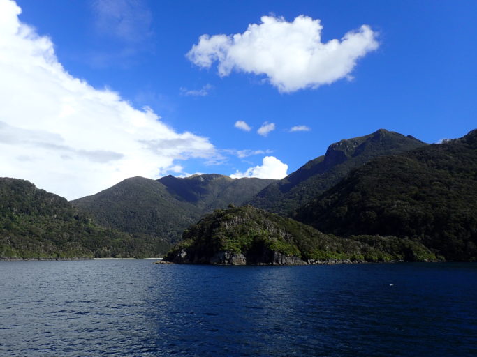 Resolution Island from the north - near the Gilbert Islands. Photo: LawrieM (Wikimedia Commons).
