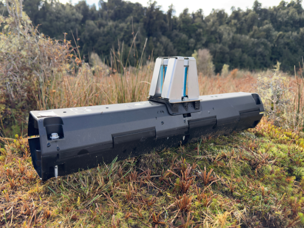 A bait tunnel with H2Zero attached to the top