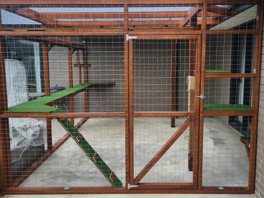 A catio from the outide